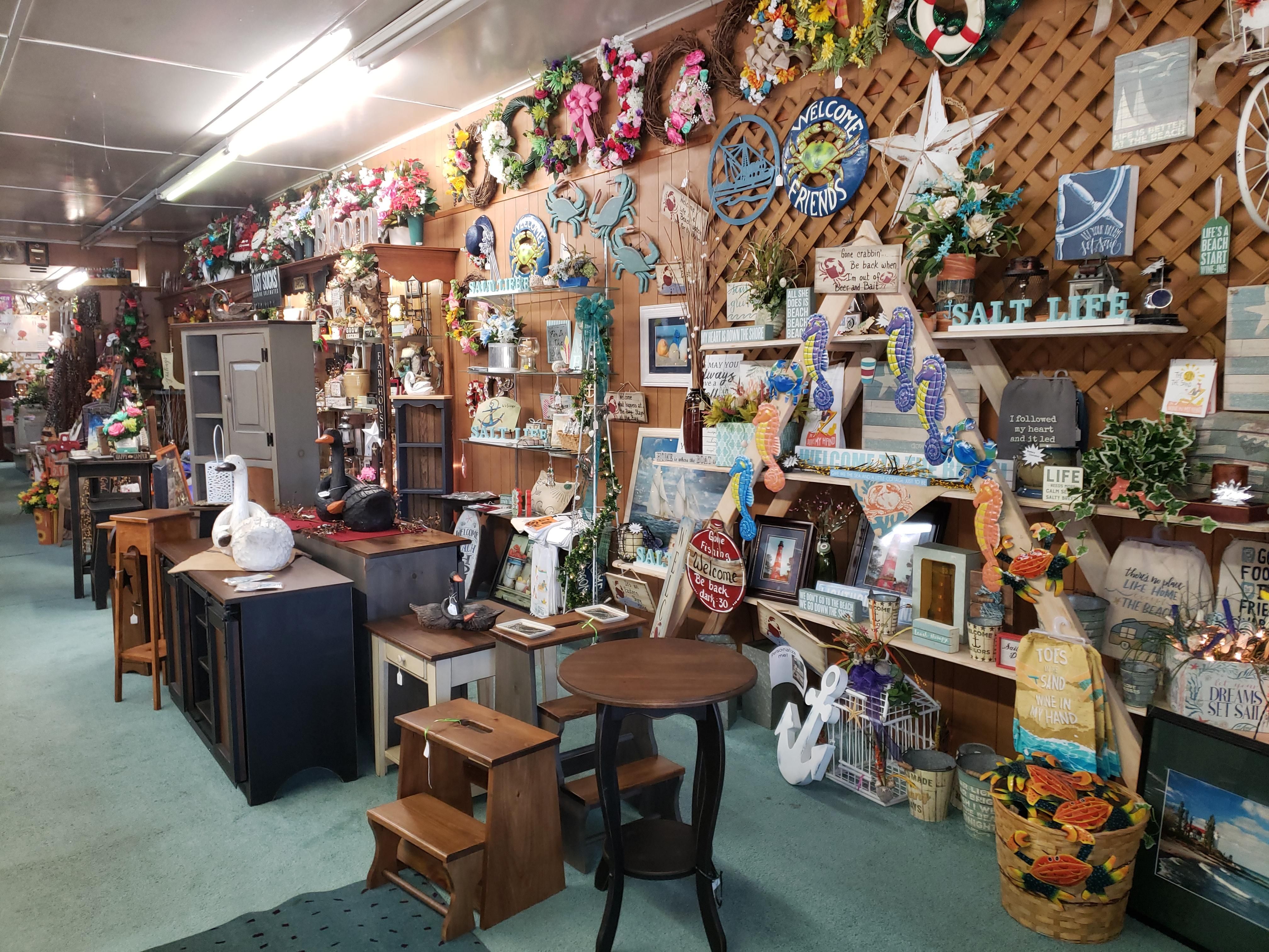 About Floral Express & Gifts Parksley, VA Florist